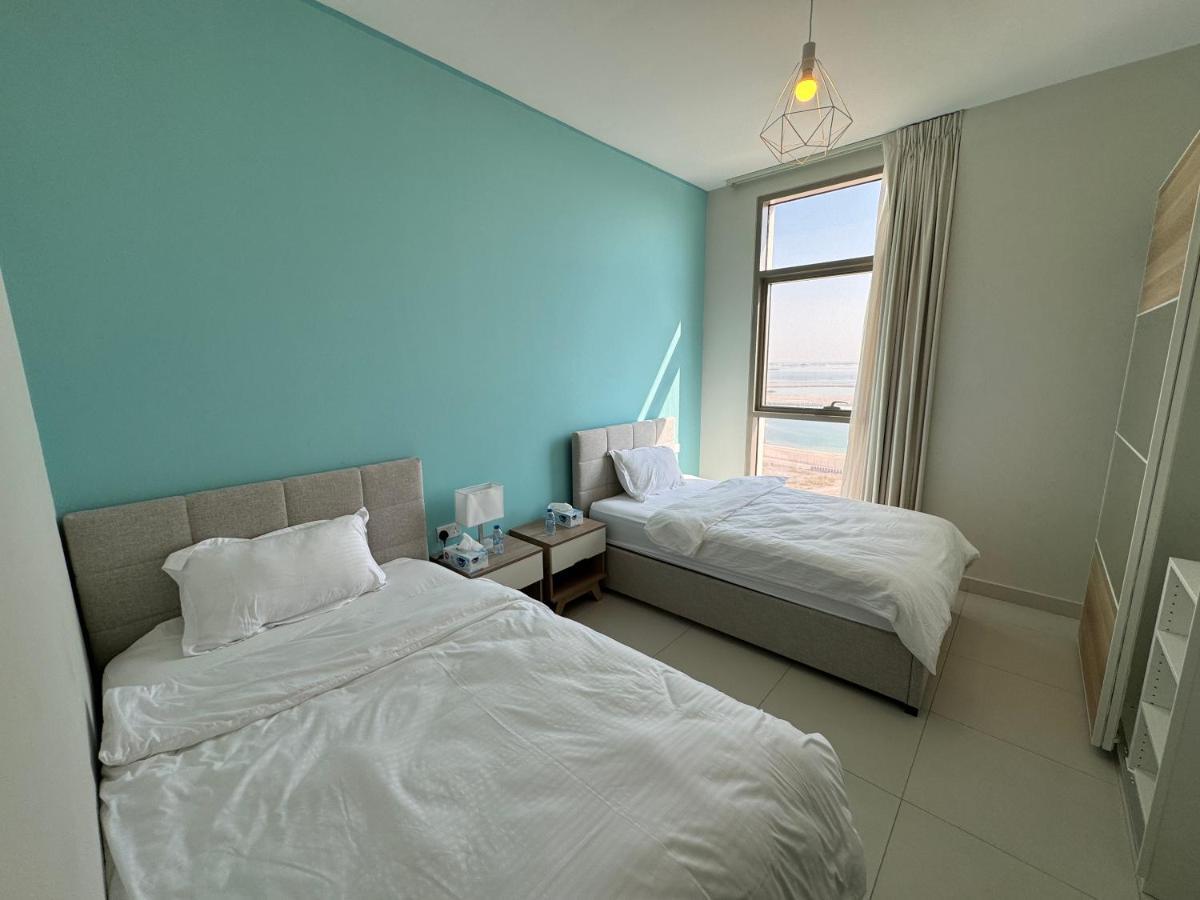 Lovely 2-br At Reflection Tower Abu Dhabi