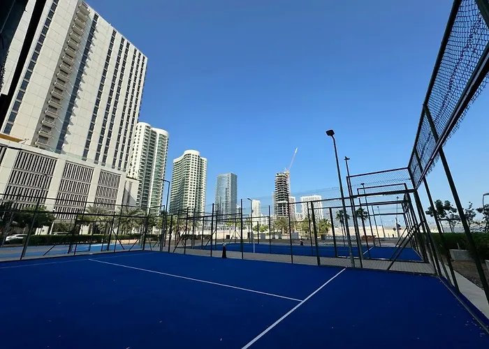 Lovely 2-Br At Reflection Tower